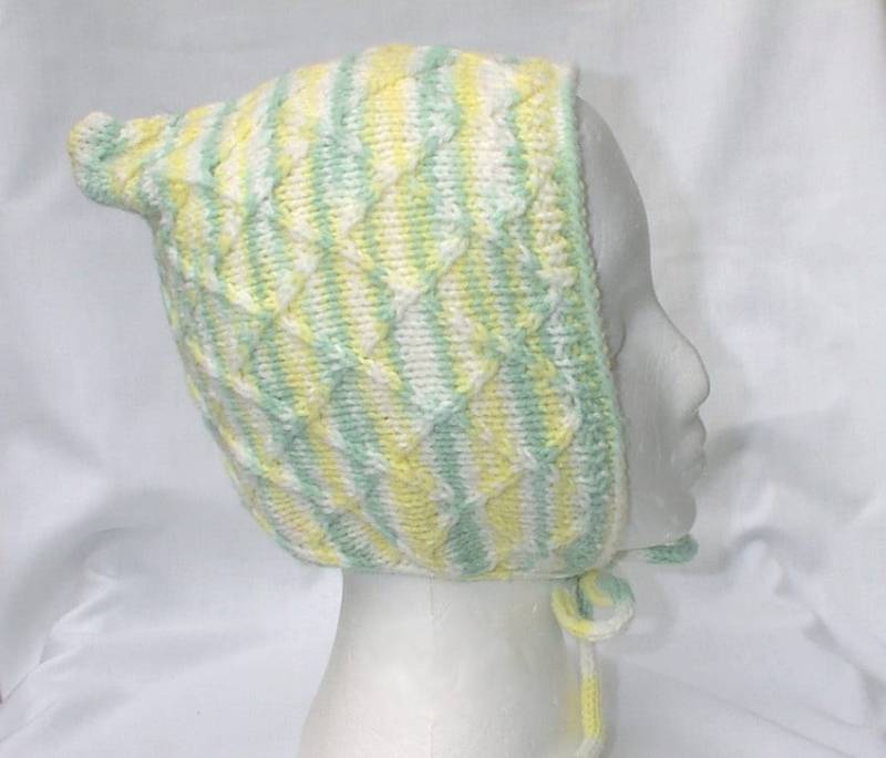 Kleines Mädchen Pixie Hut Mütze Gitter Be Freunde Handstricken Gelb Grün Weiß Kleines Mädchen Pixie Hut Mütze Gitter Be Freunde Handstricken Gelb Grün Weiß von ClearlyChristine