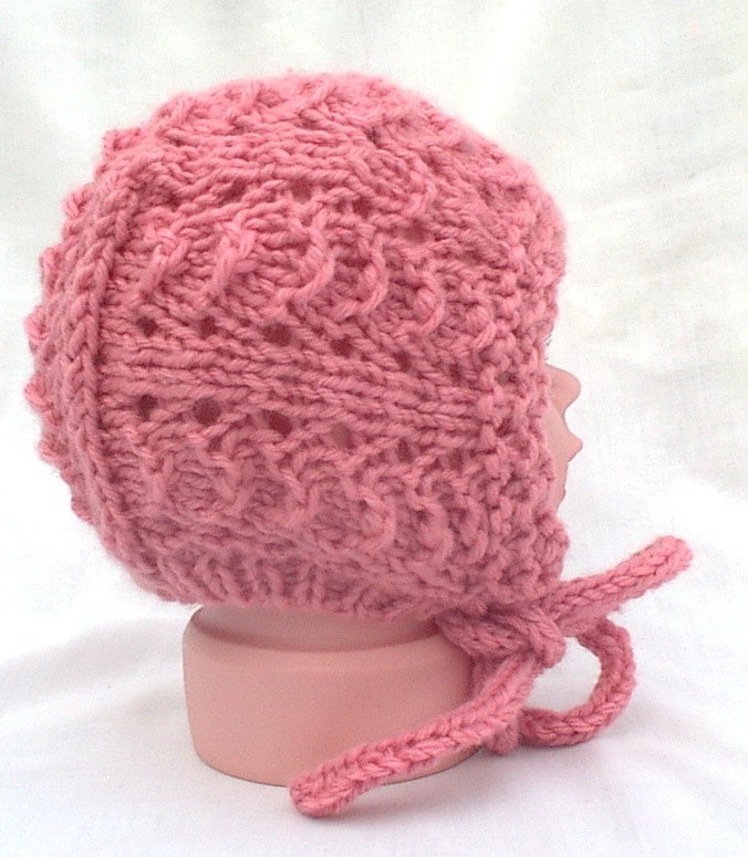 Little Shell Baby Bonnet Mütze Rosa Rose Mädchen 0-3 Monate Liebevoll Handgestrickt Little Shell Baby Bonnet Mütze Rosa Rose Mädchen 0-3 Monate Liebevoll Handgestrickt von ClearlyChristine
