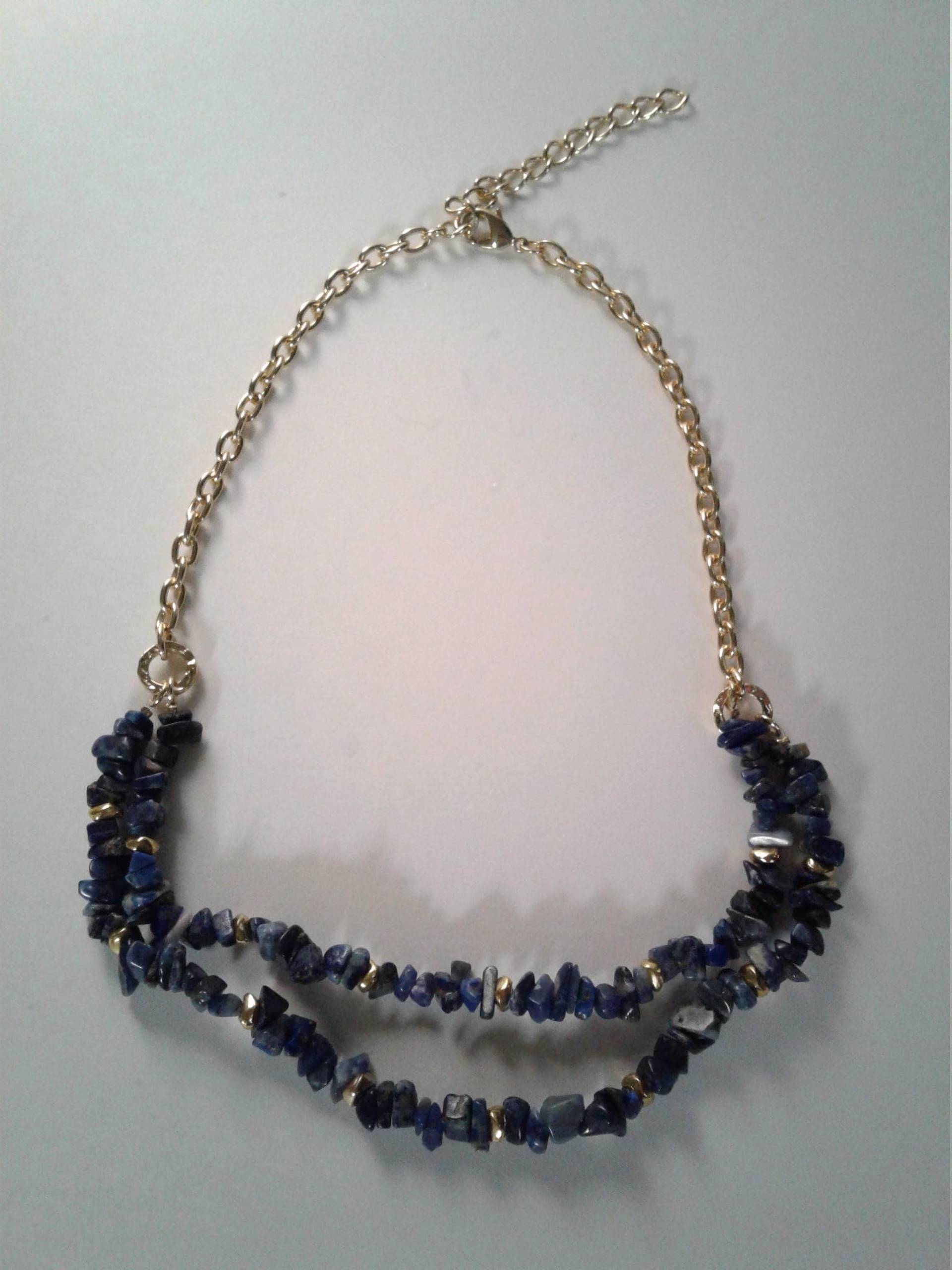 Doppelstrang-Lapis Halskette Mit Vergoldeten Kette Doppelstrang-Lapis Halskette Mit Vergoldeten Kette von CleavingAndWeaving
