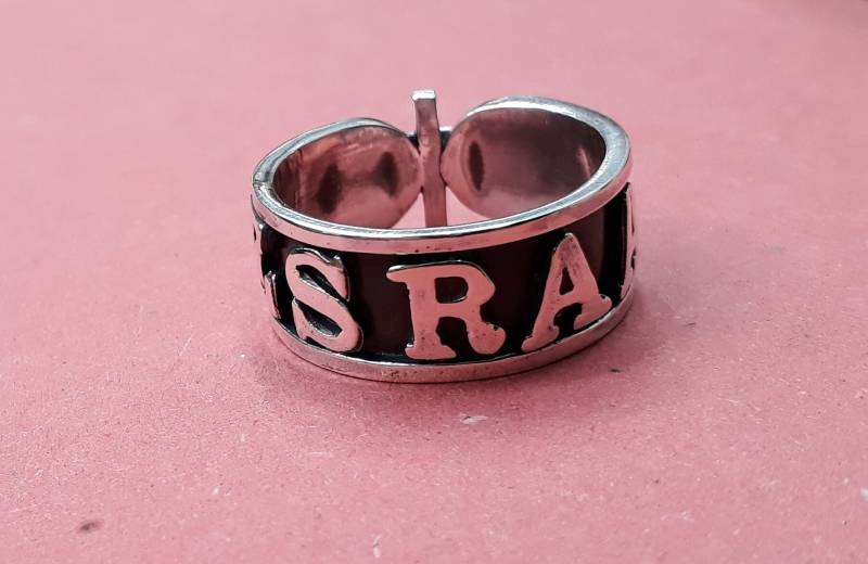 Put Ihr Name Auf 925 Silber Extravaganz Personalisierte Ring Kartusche Put Ihr Name Auf 925 Silber Extravaganz Personalisierte Ring Kartusche von CleopatraEgypt