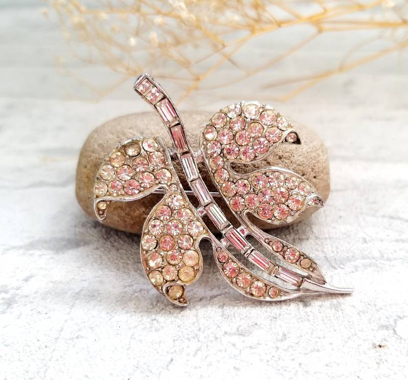 Frauen Brosche Blatt Schmuck Art Deco Retro Strass Vintage Boho Frauen Brosche Blatt Schmuck Art Deco Retro Strass Vintage Boho von Cleopatravintage