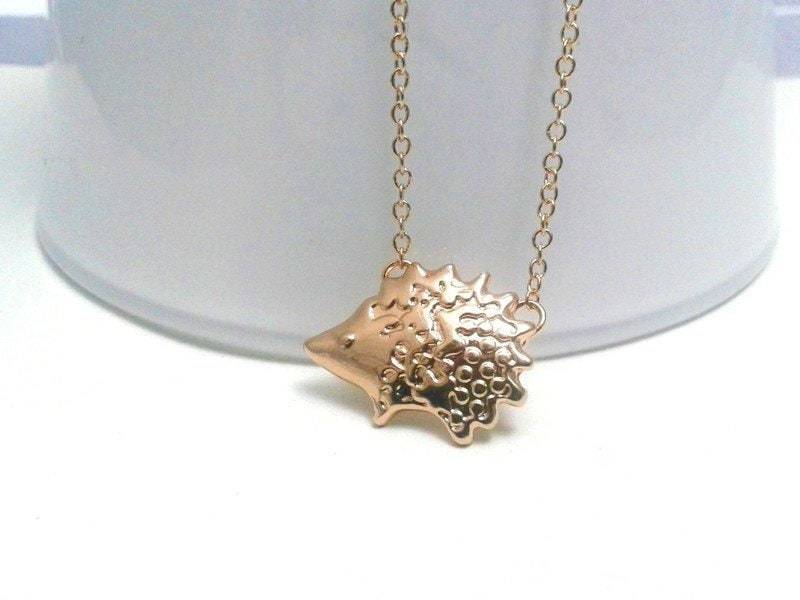 Igel Kette in Gold Igel Kette in Gold von CleosCozyCreations