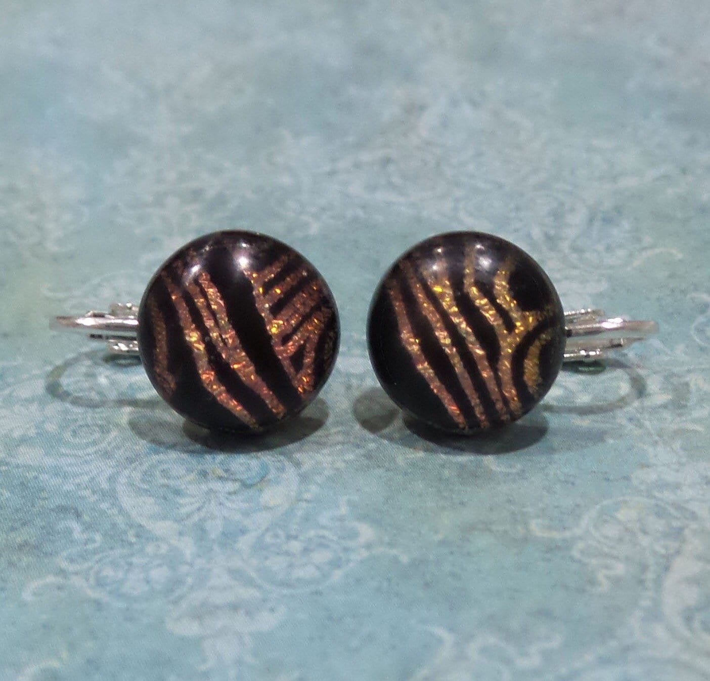 Orange Streifen Clip On Ohrringe, Dichroic Clip-On Schmuck, Für Nicht Durchbohrte Ohren, Fused Glas Ohrringe - Herbst 8 von ClipOnGallery