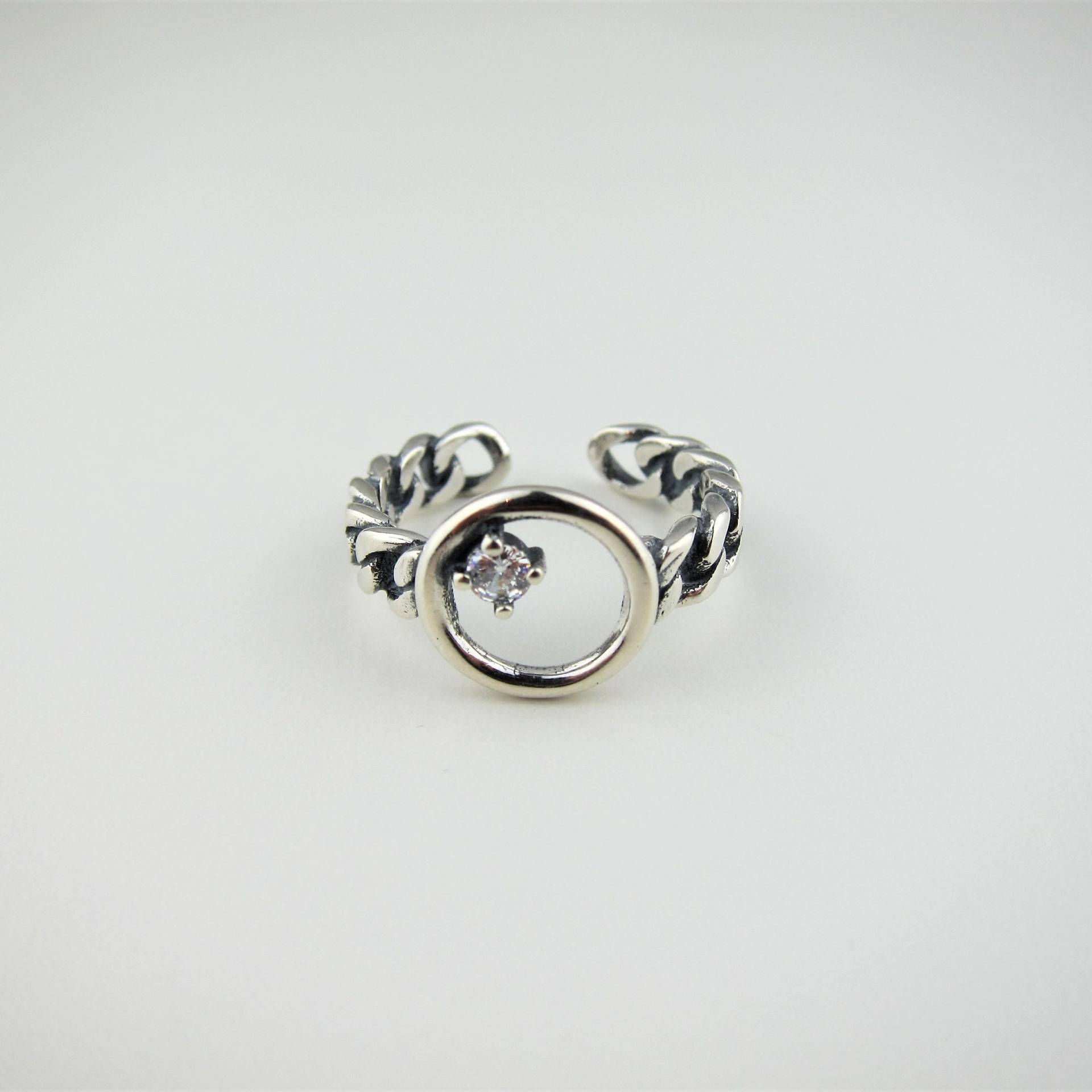 Kreis Und Kette Silber Kristallring von ClipOnsxReverie