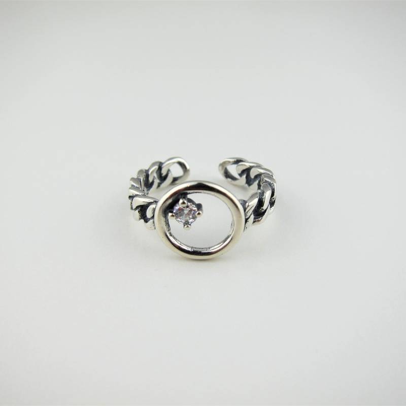 Kreis Und Kette Silber Kristallring von ClipOnsxReverie