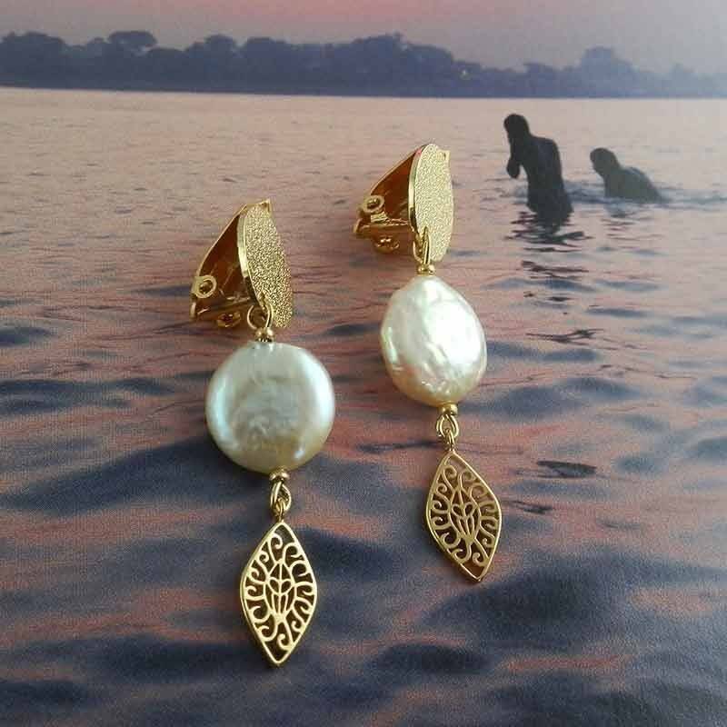 Ohrclips Oder Ohrstecker, Süßwasserperle, Vergoldet von ClipchicCreations