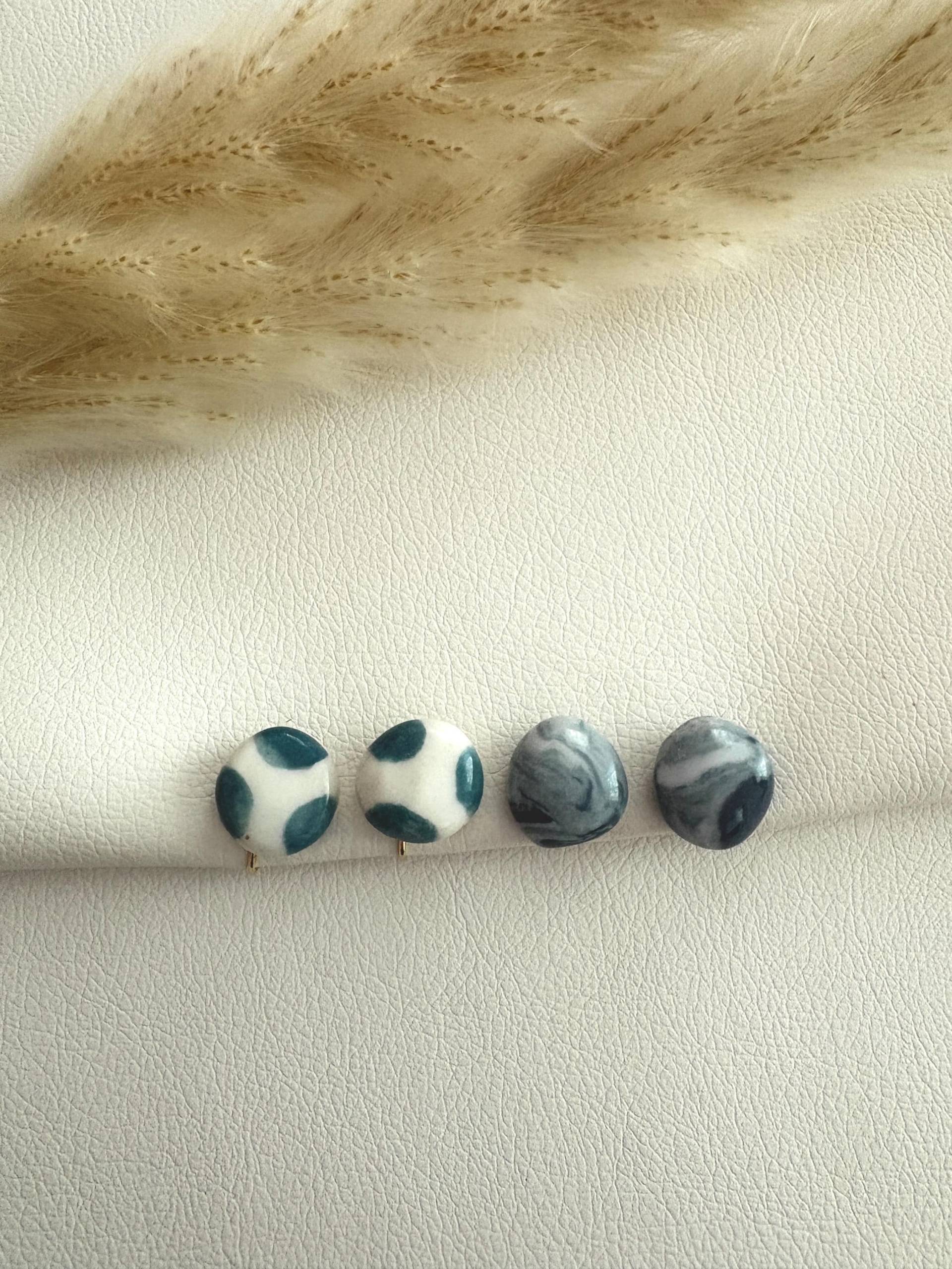 Ohrclips Aus Ton, Blau Und Weiß #57 von ClipsOnlyBoutique