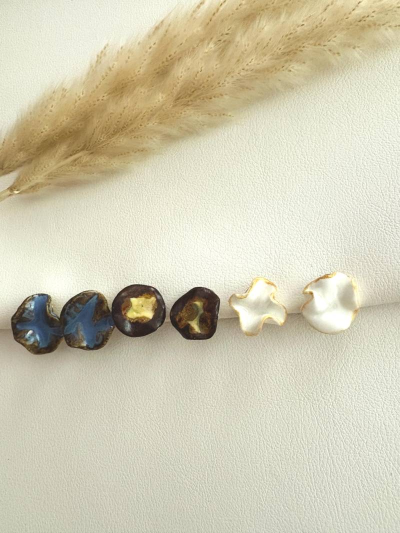 Ohrclips Aus Ton Weiß, Braun Oder Blau, Ohrringe Für Ohne Ohrringe-Loch, Elegant Und Handgefertigt, Handmade #16 von ClipsOnlyBoutique