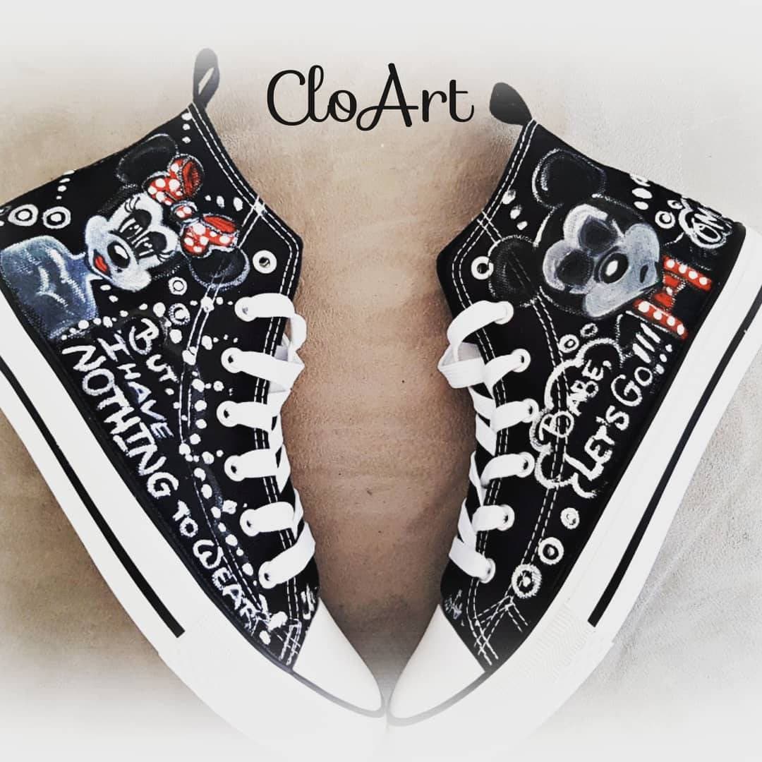 Bemalte Sneakers Minnie Und Mickey Mouse Art Schuhe Benutzerdefinierte Personalisierte Originales Geschenk Lustiges Bemalte Sneakers Minnie Und Mickey Mouse Art Schuhe Benutzerdefinierte Personalisierte Originales Geschenk Lustiges von CloArtHandmade