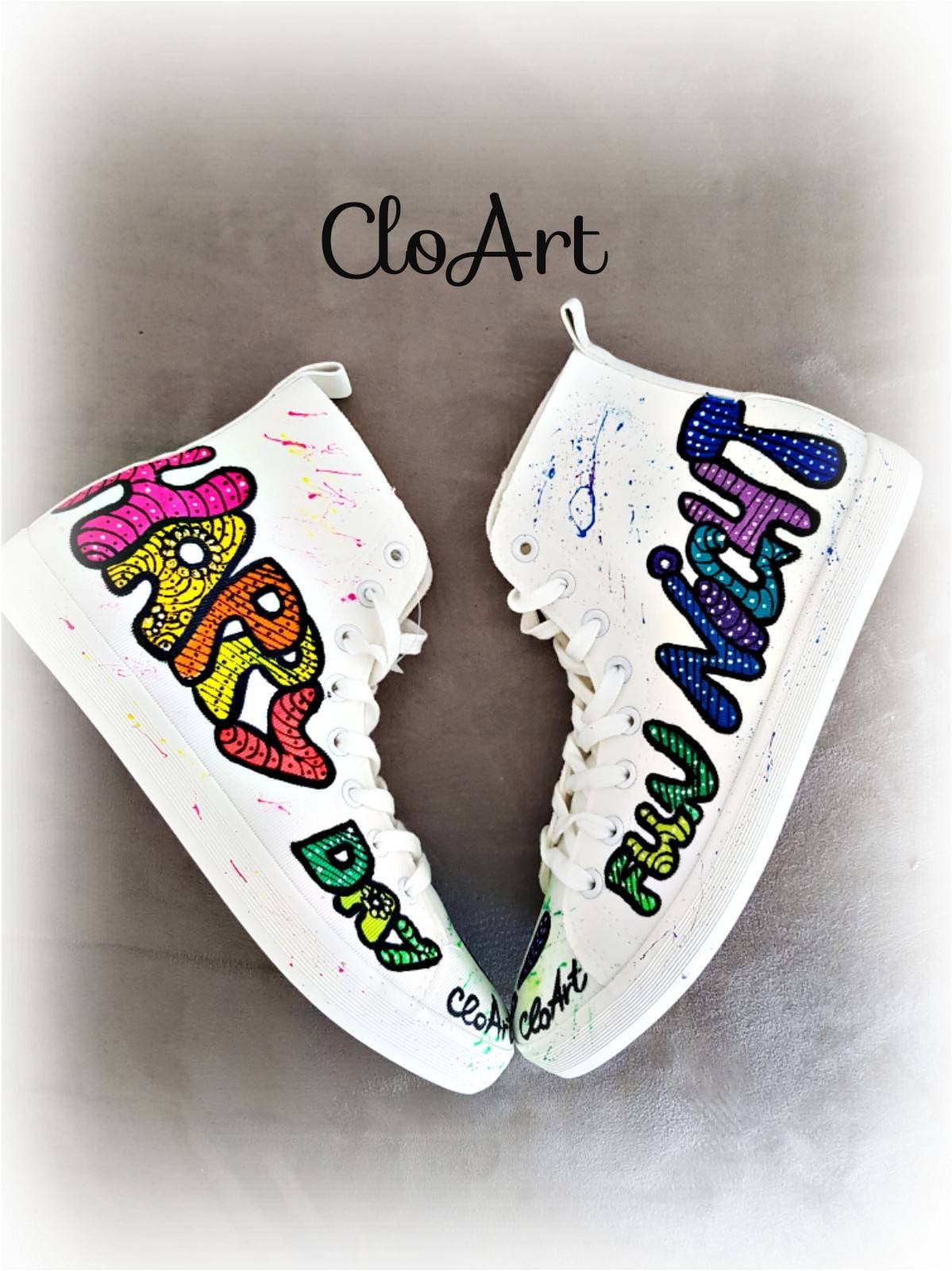Handbemalte Party-Sneaker, Lustige High-Top-Sneaker, Bunte Sommer-Sneaker, Tag Und Nacht Geschenk, Sweet-16-Schuhe, Maßgeschneidertes Partygeschenk Handbemalte Party-Sneaker, Lustige High-Top-Sneaker, Bunte Sommer-Sneaker, Tag Und Nacht Geschenk, Sweet-16-Schuhe, Maßgeschneidertes Partygeschenk von CloArtHandmade