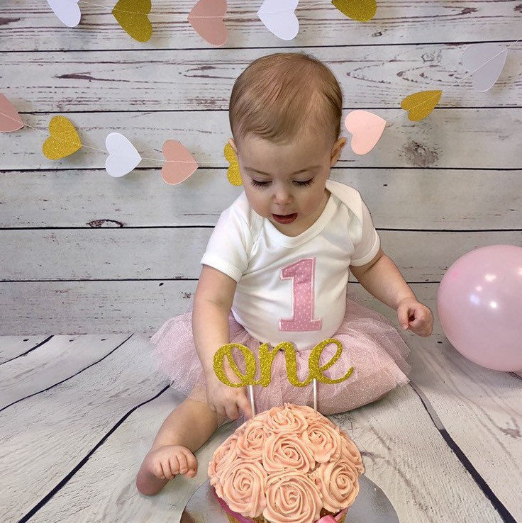 Personalisierte 1. Geburtstag Top - Kuchen Zerschlagen Weste Ersten T-Shirt Personalisierte Applikation Alter Personalisierte 1. Geburtstag Top - Kuchen Zerschlagen Weste Ersten T-Shirt Personalisierte Applikation Alter von CloBellaBoutique