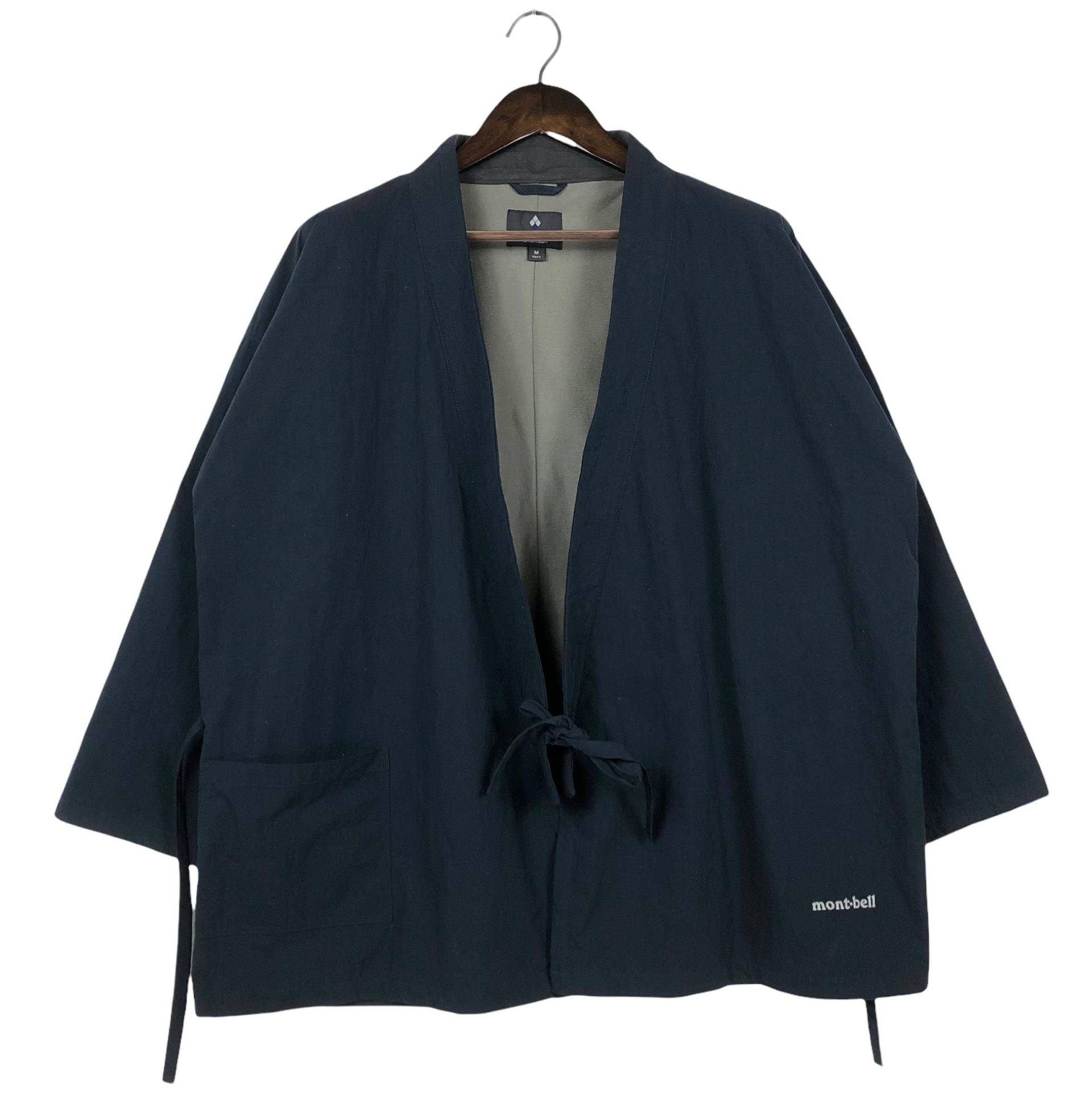 Mont Bell Kimono Jacke Größe Medium von ClockworkThriftStore