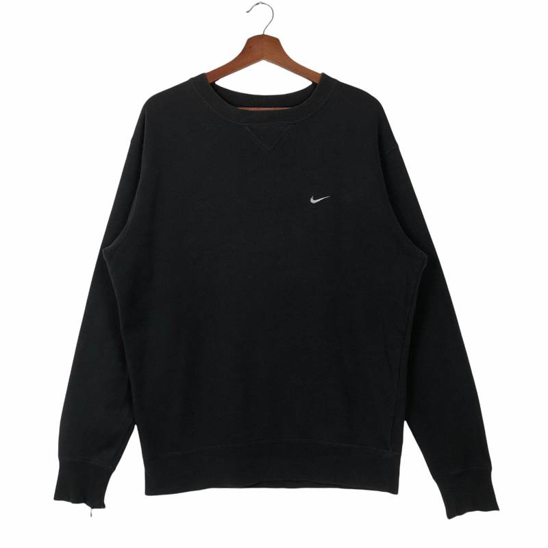 Nike Sweatshirt Distressed Boho Hippie Grunge Style von ClockworkThriftStore