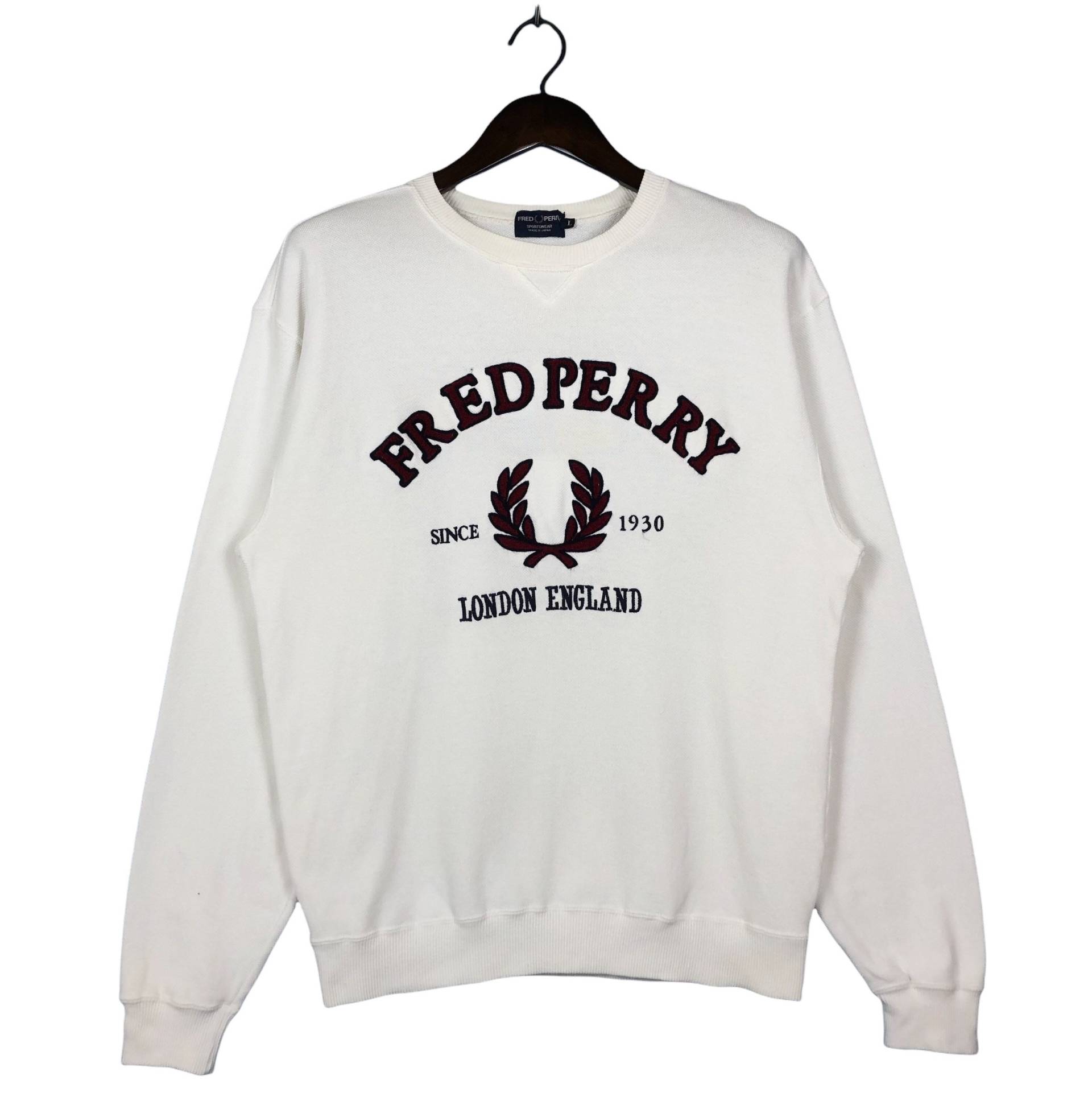 Vintage Fred Perry Sweatshirt Rundhals Stickerei Großes Logo Größe Medium von ClockworkThriftStore