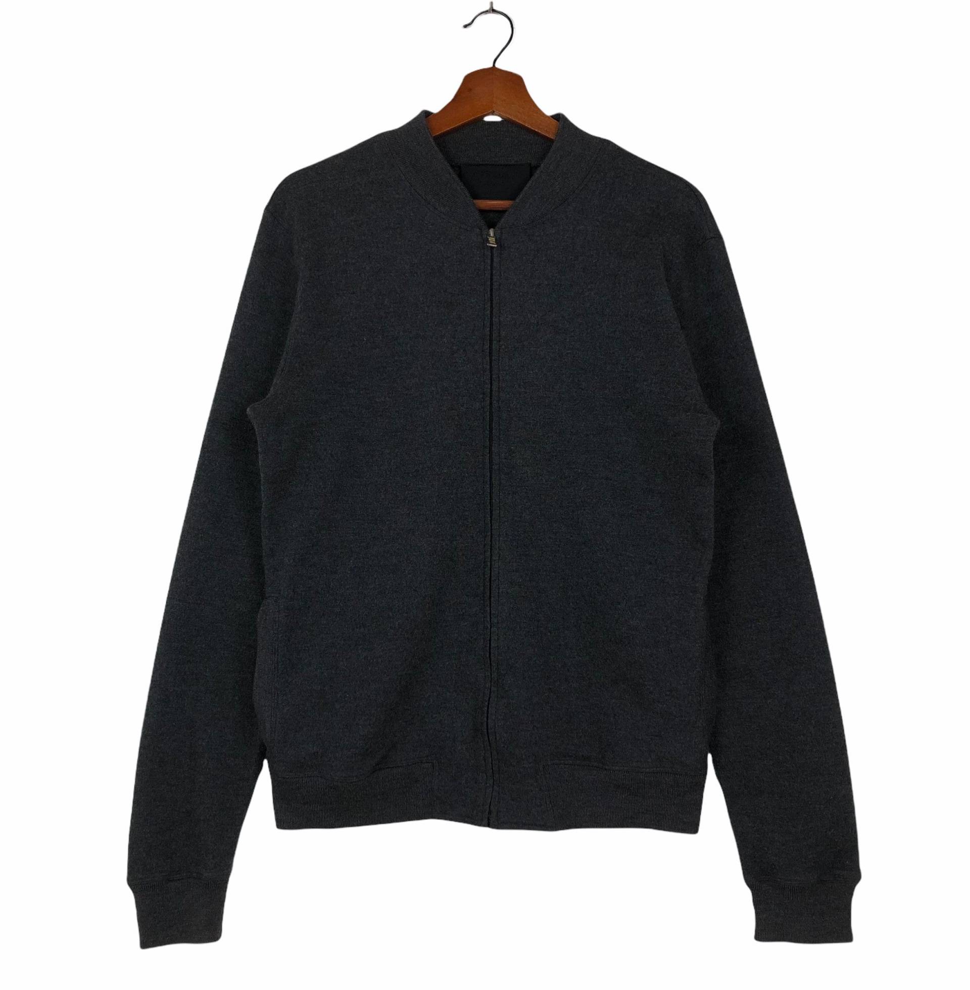 Vintage Prada Wolle Reißverschluss Jacke Made in Italien Schurwolle Vintage Prada Wolle Reißverschluss Jacke Made in Italien Schurwolle von ClockworkThriftStore