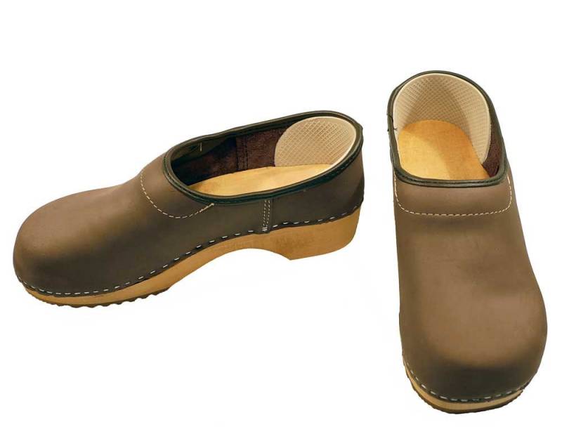 Geschlossene Nubuk Clog Braun von Clogshop