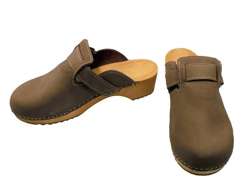 Nubuk Clogs Mit Riemen von Clogshop