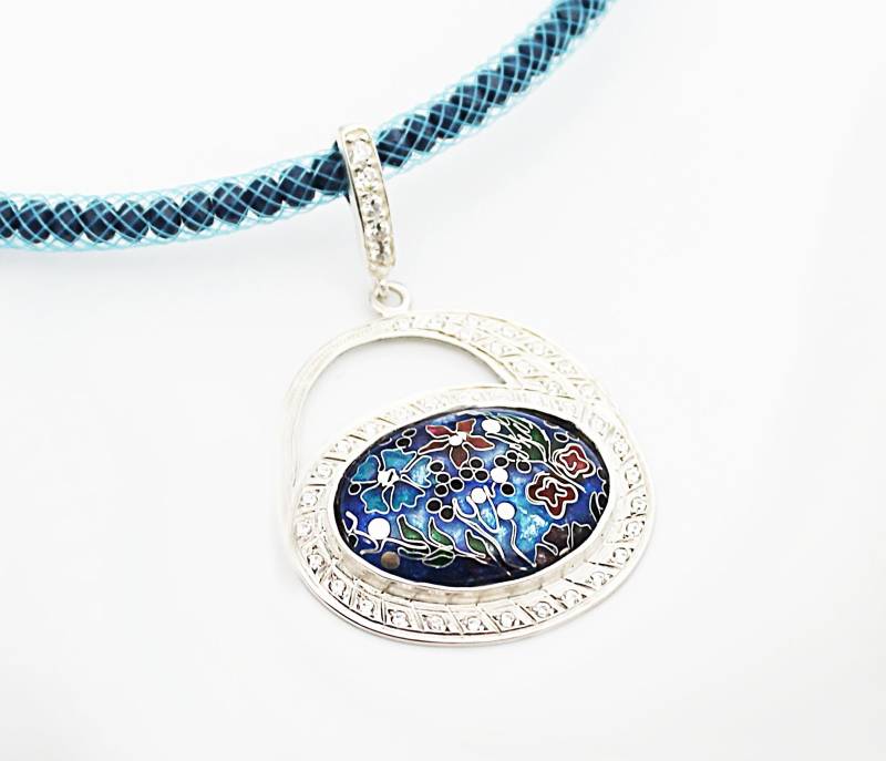 Handmade Pendant "Flowers" Cloisonné Enamel, Unikat, Pure Silver von CloisonneMariamart