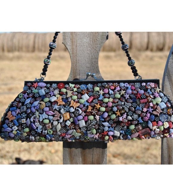 Weit Neun Perlen Handtasche von ClosetedDesires