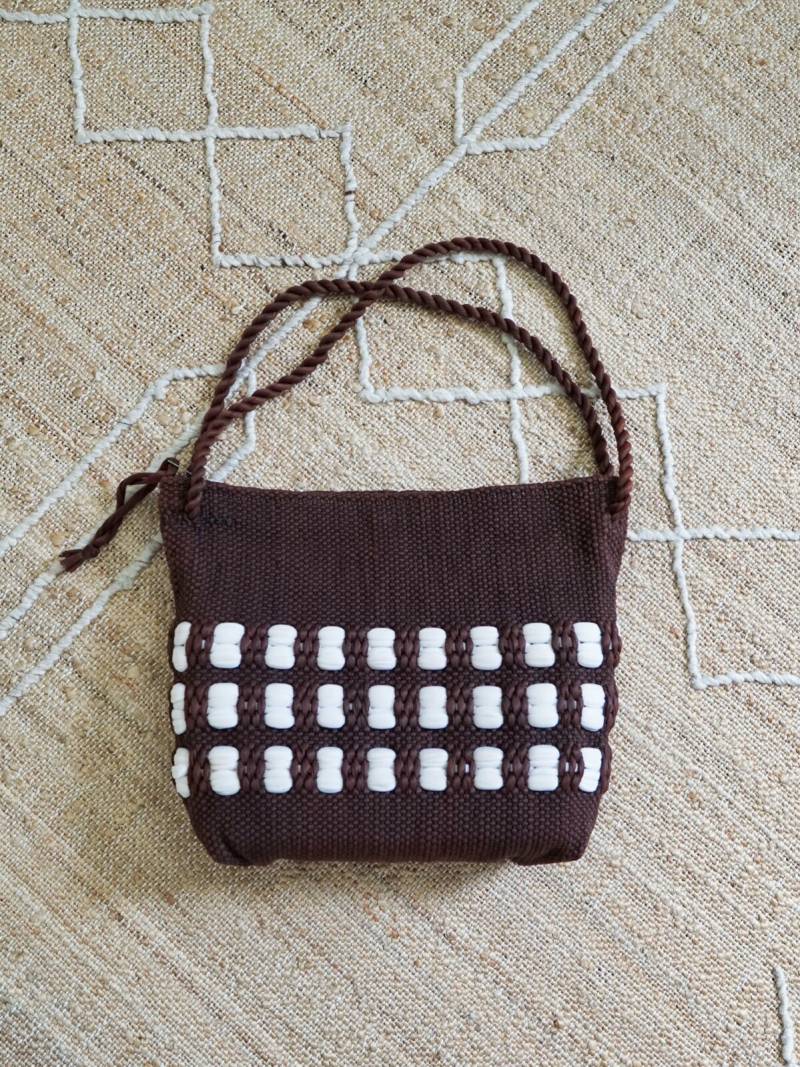 Vintage 40Er Jahre Nussbaum Braun Nylon Stoff Kontrast Weiß Gewebte Kriegsära Schultertasche Swift Reißverschluss Seil Stil Riemen Kriegszeit von ClosiTherapiVintage