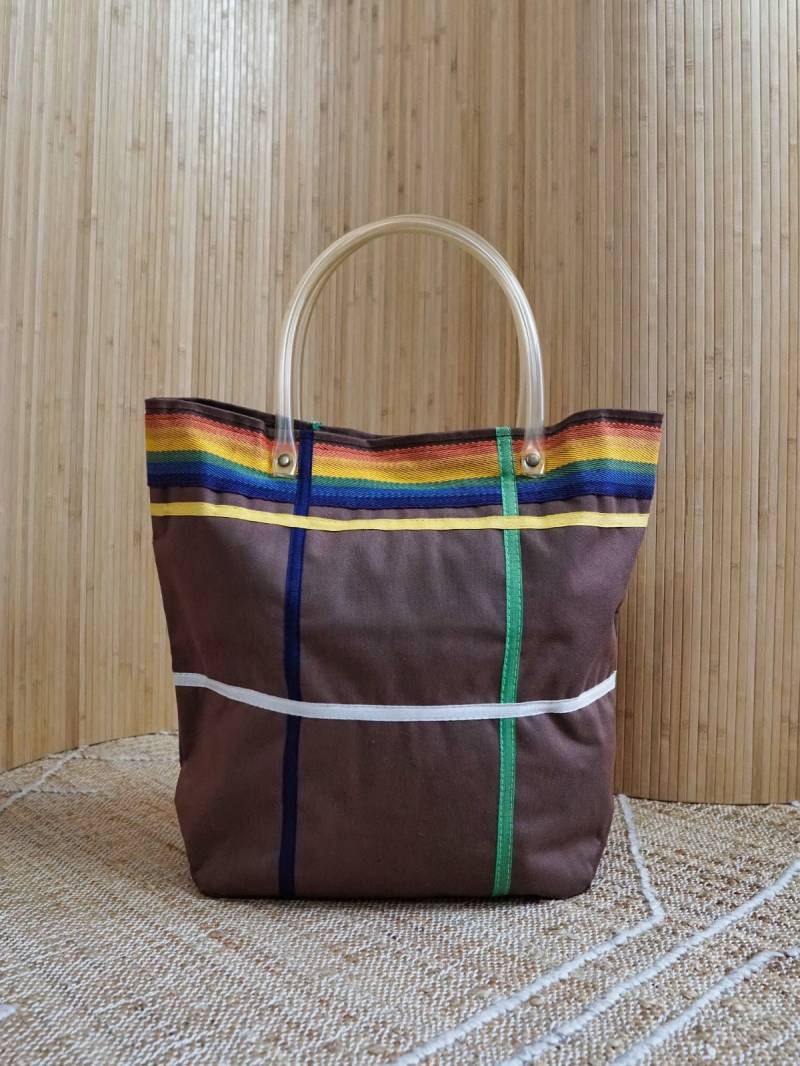 Vintage 70Er Jahre Regenbogen Streifen Transparent Tube Henkel Oversized Tote Braun Pride Canvas Stoff Tasche von ClosiTherapiVintage