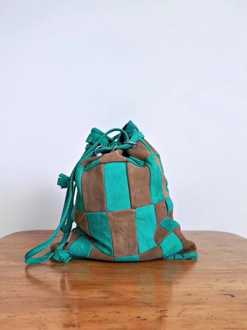 Vintage 70Er Türkis Grün Patchwork Braun Weichste Wildleder Checker Leder Handgefertigt in Spanien Fransen Hobo Geldbörse Kordel Boho Festival Tasche von ClosiTherapiVintage