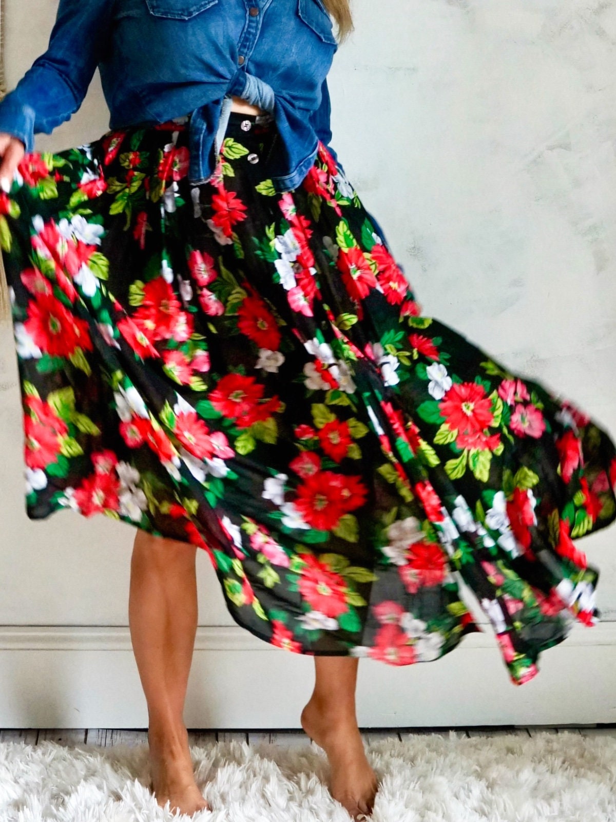 Vintage 80Er Jahre Gänseblümchen Blumen Lizsport Garten Halb Schiere Baumwolle Voll Maxi Knopfleiste Vorne Lang Blumendruck Fließender Boho Bauern von ClosiTherapiVintage