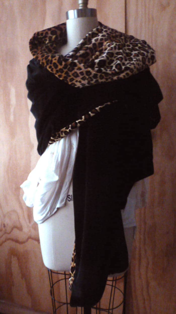 Leopard Und Schwarz 95 "× 28" Schön 2 Ton Lange Samt/Schal Auf Beiden Seiten Kundenwunsch Größer Von Cheryl Johnston Kostenloser Versand von ClothingByCheryldine