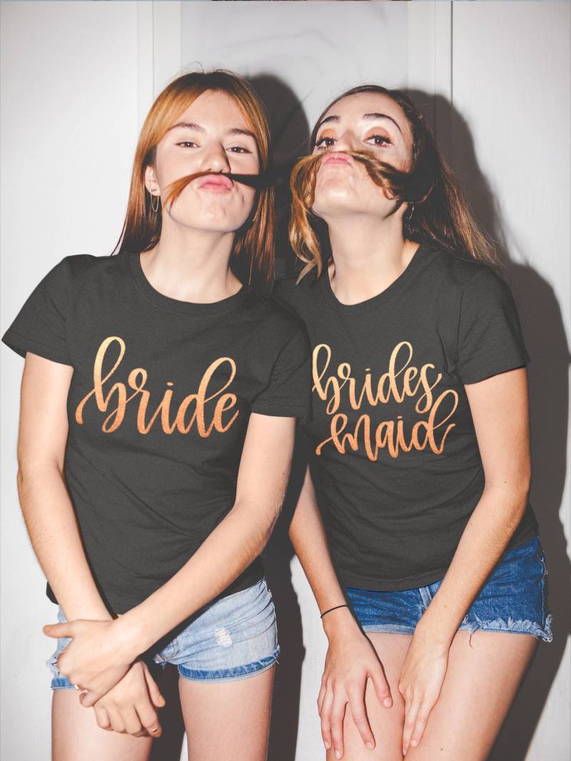 Brautjungfern T-Shirt, Verlobungs-Party-Shirts, Brautjungfern-Shirt, Brautjungfern-Vorschlag, Junggesellinnenabzug, Brautparty-Shirt, Geschenk Für Brautjungfern T-Shirt, Verlobungs-Party-Shirts, Brautjungfern-Shirt, Brautjungfern-Vorschlag, Junggesellinnenabzug, Brautparty-Shirt, Geschenk Für von ClothingByShane