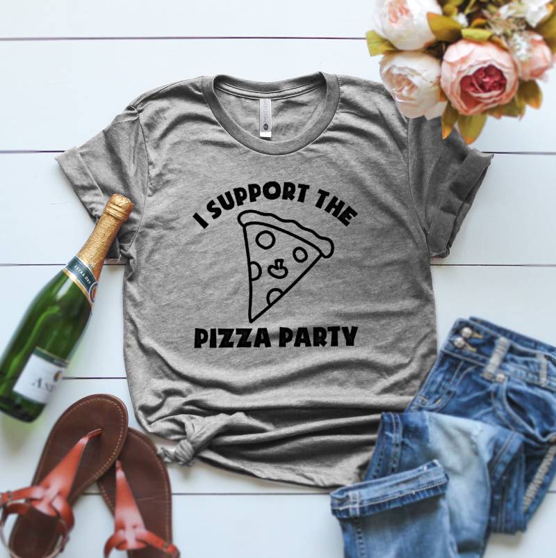 Ich Unterstütze Das Pizza Party T-Shirt, T Shirt, Liebhaber I Love Pizza, Lustige Grunge Süße Shirt Ich Unterstütze Das Pizza Party T-Shirt, T Shirt, Liebhaber I Love Pizza, Lustige Grunge Süße Shirt von ClothingByShane