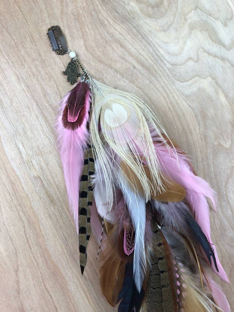Hamsa Natürliche Extra Lange Kette Feder Haarverlängerung Clip, 14" Zoll, Oder Einzelne Ohrringe, Grizzly Federn, Sonne Und Mond Hamsa Natürliche Extra Lange Kette Feder Haarverlängerung Clip, 14" Zoll, Oder Einzelne Ohrringe, Grizzly Federn, Sonne Und Mond von Cloud9Jewels