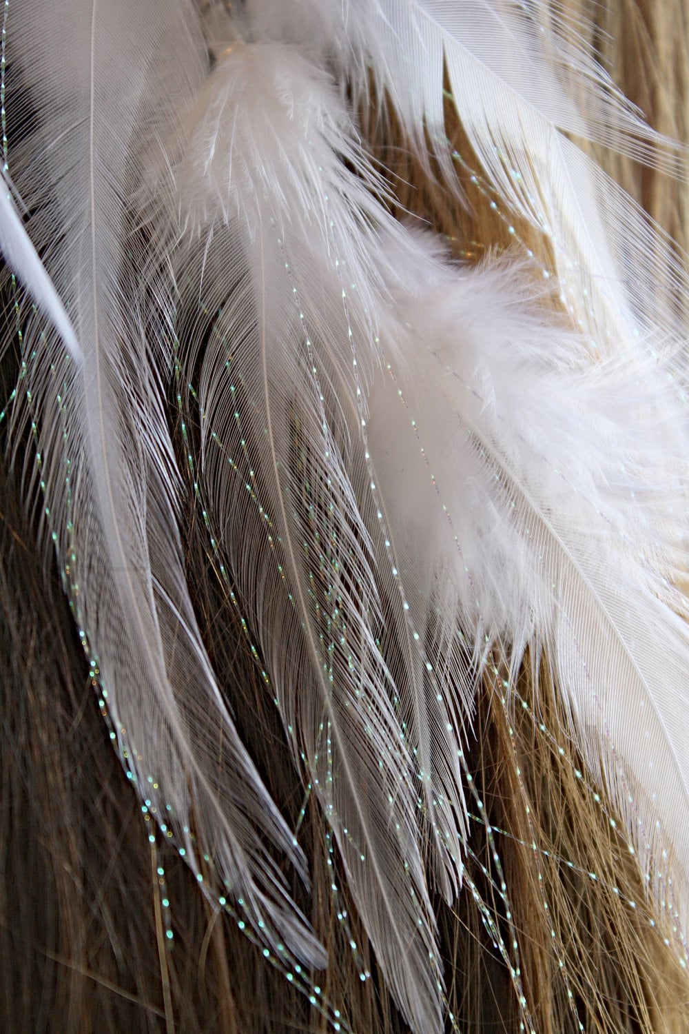 Weiße Feder Haarspange, Weiße Ohrringe, Hochzeit Schmuck, Mond Haarspange von Cloud9Jewels
