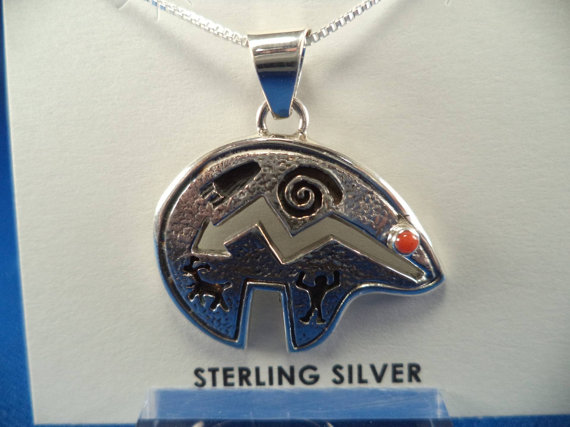 Zuni Bär Sterling Und Koralle Halskette Mit 16 Zoll Kette von CloudcroftTrading