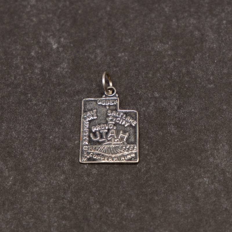 sterling Silber Bundesstaat Utah Anhänger Für Bettelarmband sterling Silber Bundesstaat Utah Anhänger Für Bettelarmband von CloudcroftTrading
