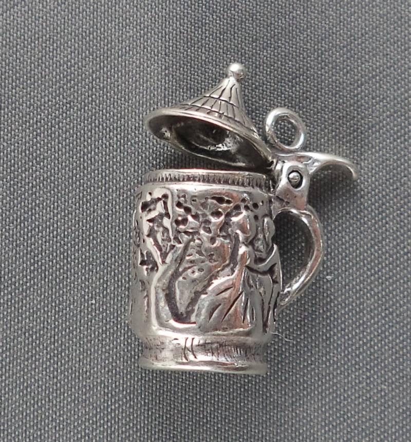 sterling Silver 3D Bierkrug Anhänger Für Bettelarmband sterling Silver 3D Bierkrug Anhänger Für Bettelarmband von CloudcroftTrading