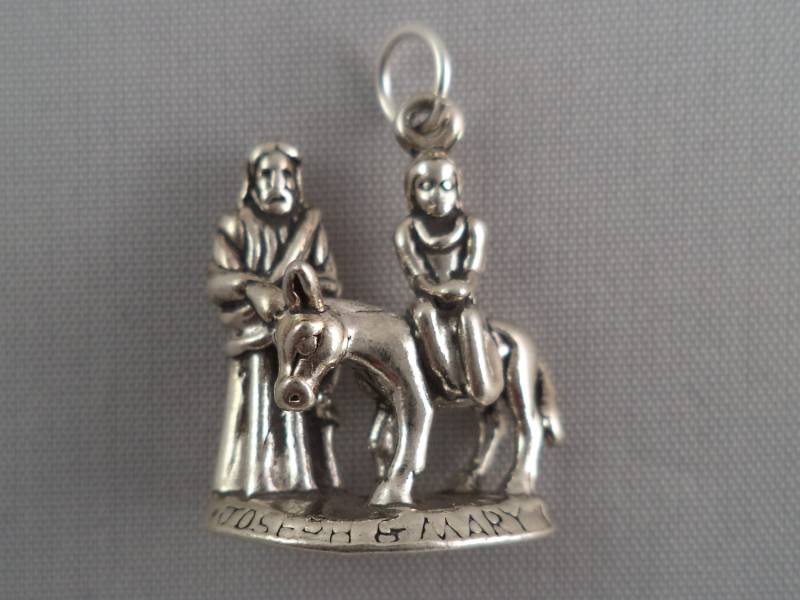 sterling Silver 3D Joesph Und Mary Weihnachtsanhänger Für Armband Oder Halskette sterling Silver 3D Joesph Und Mary Weihnachtsanhänger Für Armband Oder Halskette von CloudcroftTrading