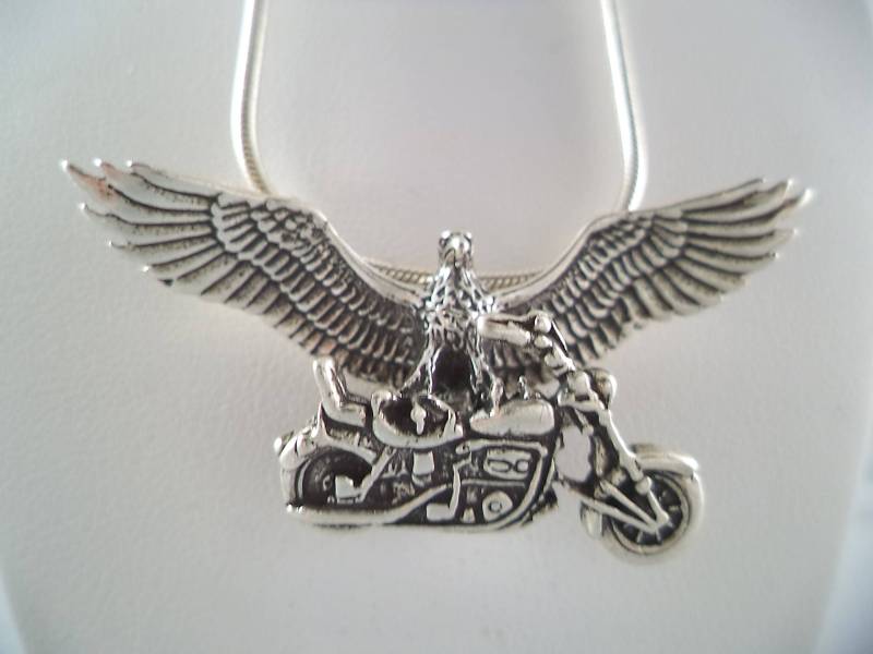 sterling Silver Adler Und Motorrad-Anhänger sterling Silver Adler Und Motorrad-Anhänger von CloudcroftTrading