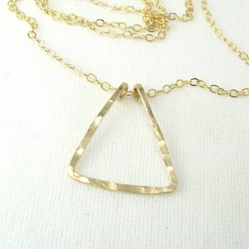 Triangle Gold Kette Vergoldete Dreieck Kette Triangle Gold Kette Vergoldete Dreieck Kette von CloverleafJewelry