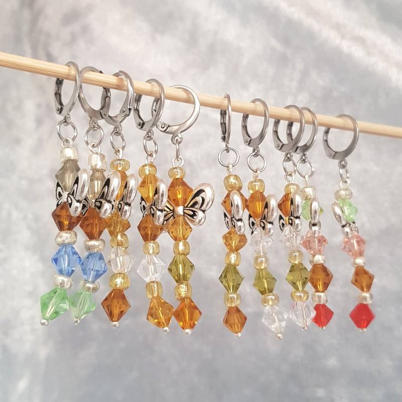 Schmetterling Ohrringe/Creolen Aus Farbigen Glasperlen "Bicone, Klappbrisuren von CoWoWeiSchmuck
