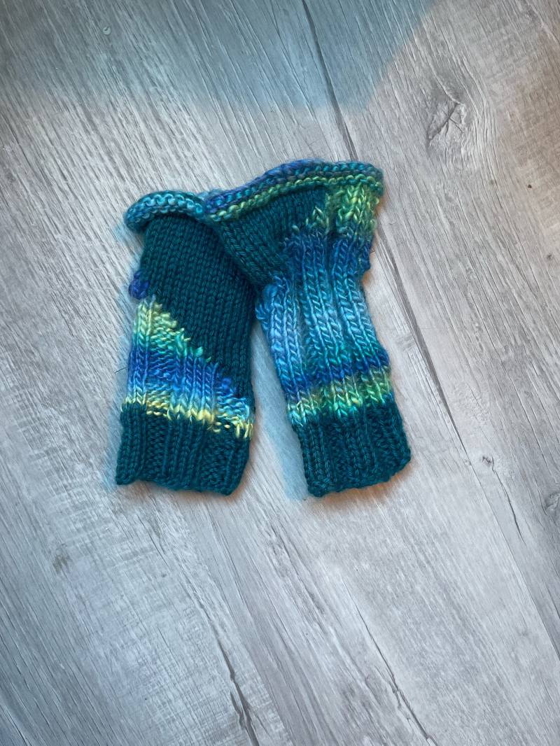 Handgefertigte Fingerlose Handschuhe von CoZZeeZ