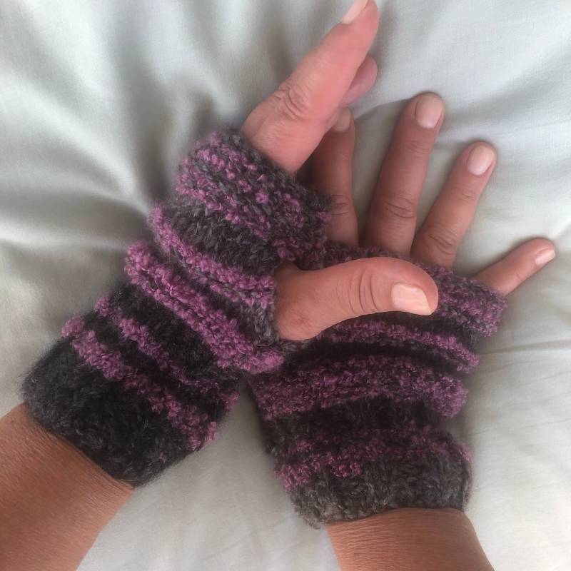 Handgefertigte Fingerlose Handschuhe von CoZZeeZ