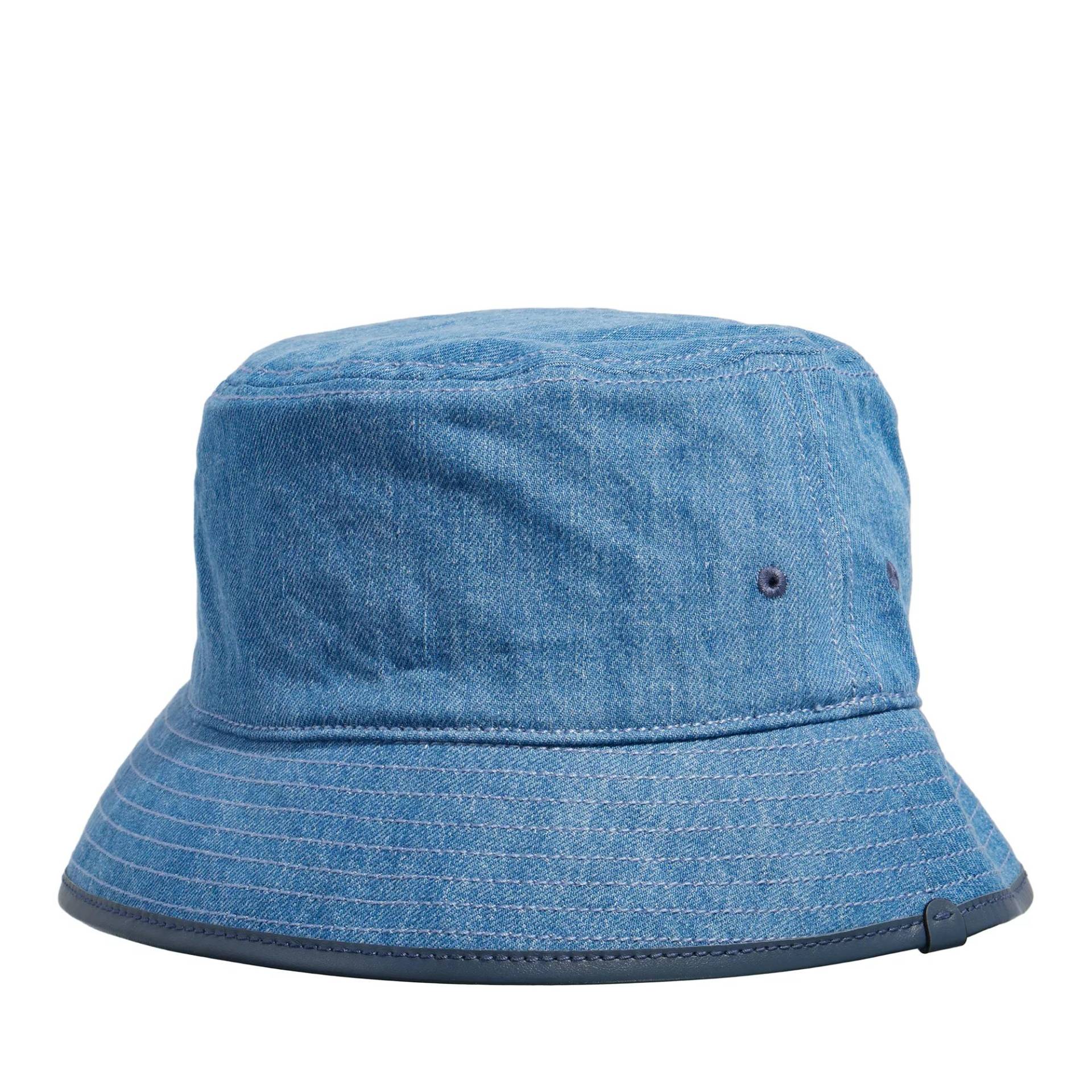 Coach Mützen - Coach Embroidered Denim Bucket Hat - Gr. M - in Blau - für Damen von Coach