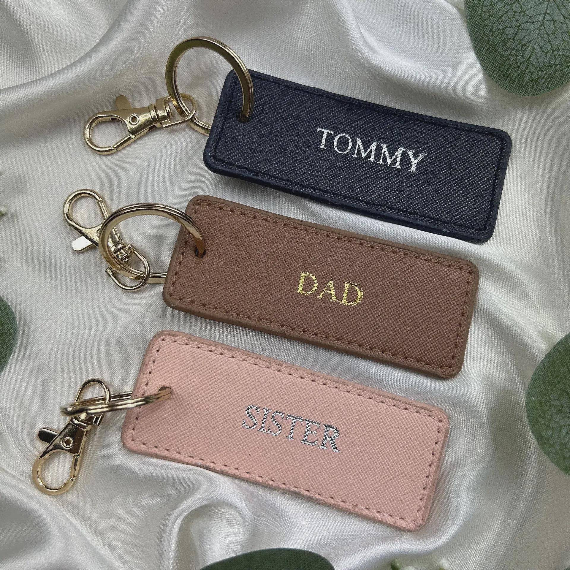 Personalized Keychain, Gold Foil Custom Name Car Backpack Charm, Luggage Tag, Gift For Her Personalized Keychain, Gold Foil Custom Name Car Backpack Charm, Luggage Tag, Gift For Her von CoashtalCottage