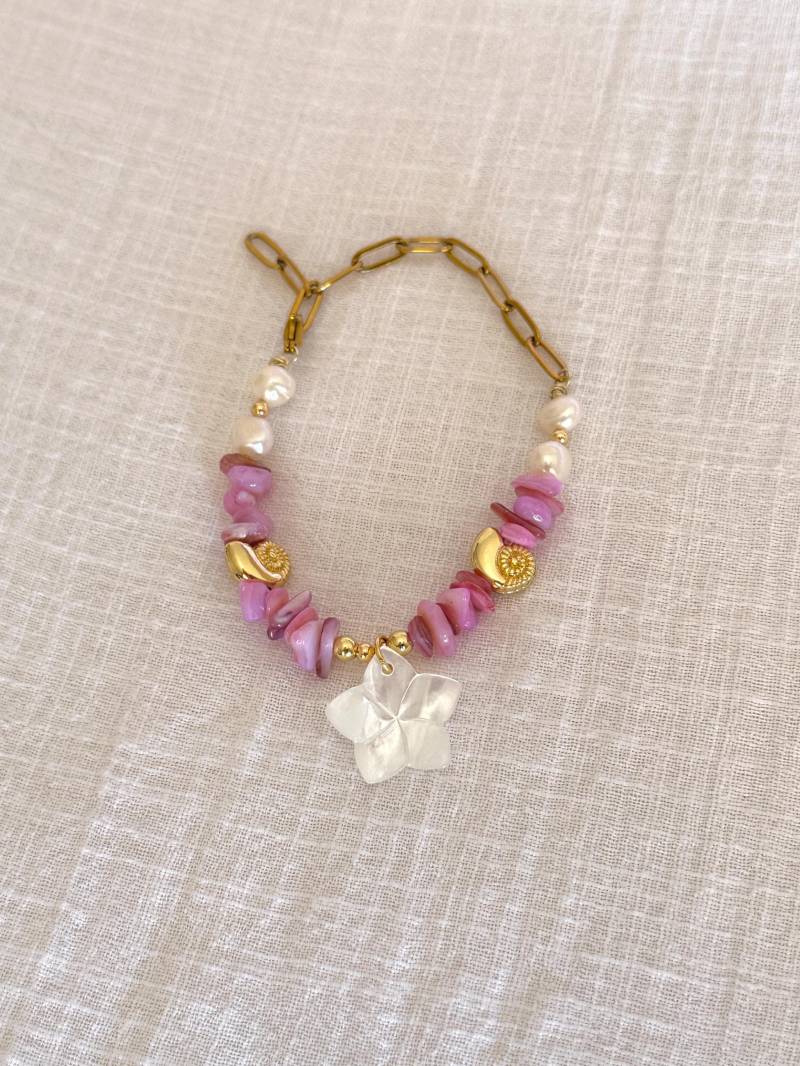 Rosie Armband Mit Kristallen. 18K Echt Gold Beschichtet Rosie Armband Mit Kristallen. 18K Echt Gold Beschichtet von Coastalbyjacky