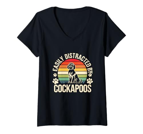 Damen Leicht abgelenkt durch Cockapoos Vintage-Stil T-Shirt mit V-Ausschnitt Damen Leicht abgelenkt durch Cockapoos Vintage-Stil T-Shirt mit V-Ausschnitt von Cockapoo Enthusiasts Retro Lovers