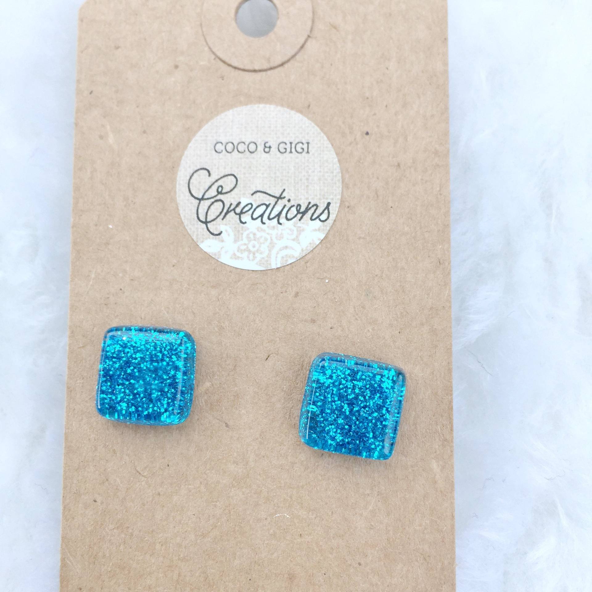 Harz-Glitter-Ohrstecker Harz-Glitter-Ohrstecker von CocoandGigicreations