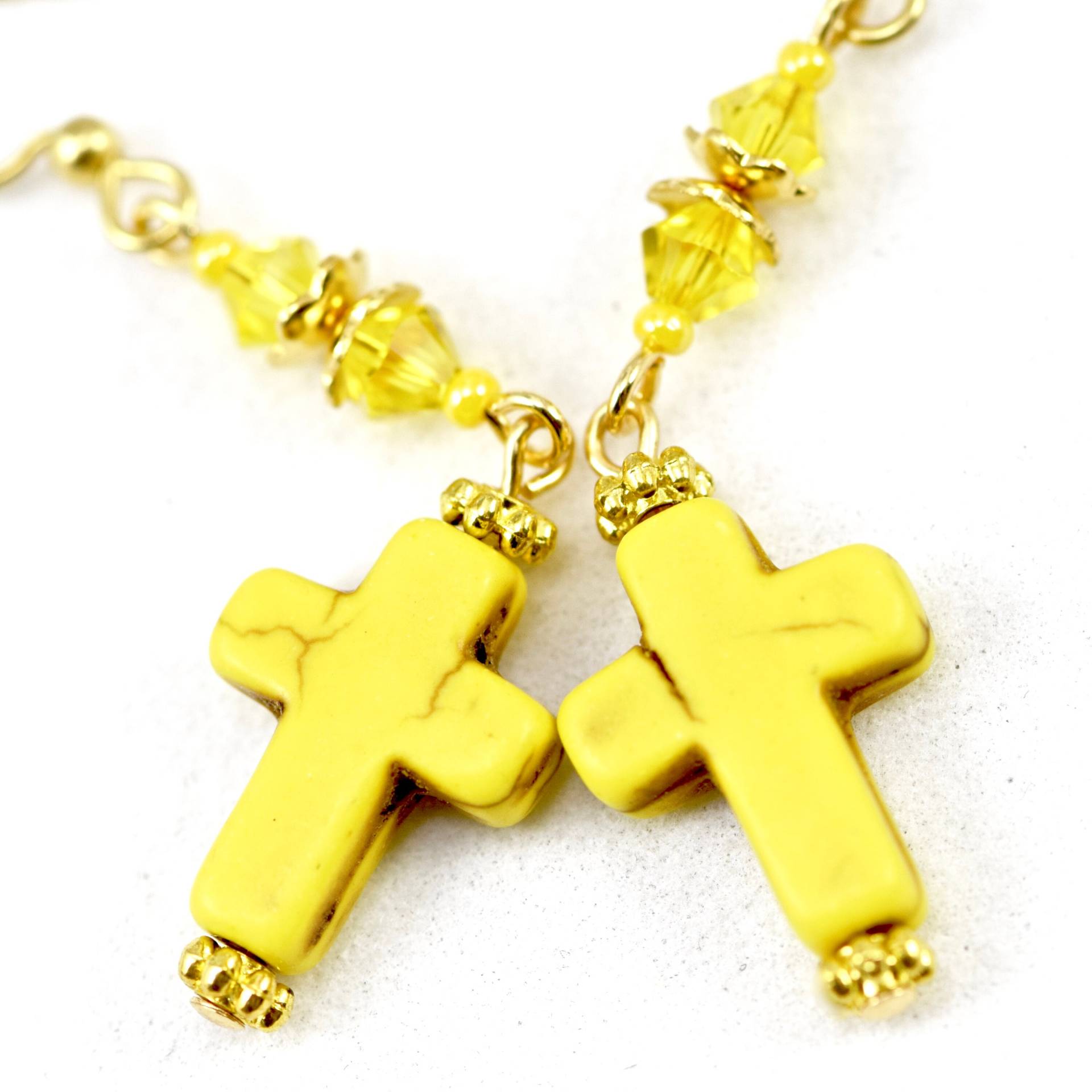 Gelber Stein Kreuz Kristall Gold Ohrringe Gelber Stein Kreuz Kristall Gold Ohrringe von CoconutGroveGalleria