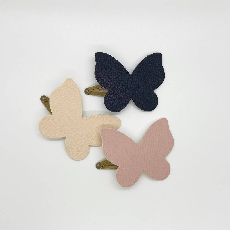 Handgefertigte Kunstleder Schmetterling Haarspange Baby Kleinkind Haarspange Handgefertigte Kunstleder Schmetterling Haarspange Baby Kleinkind Haarspange von CocosBonbon