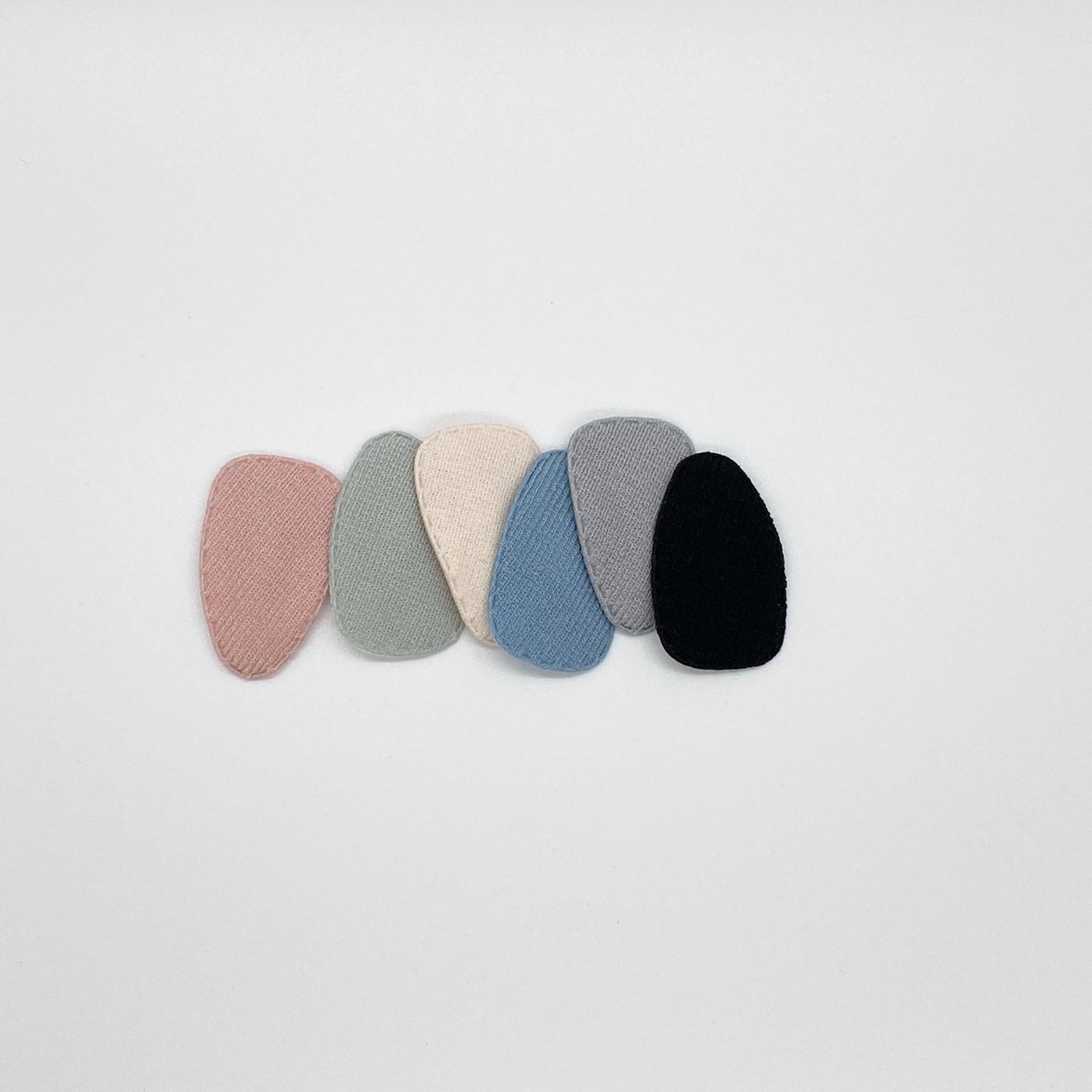 Pastellfarbene Stoff-Baby-Haarspangen Mini-Haarspange von CocosBonbon