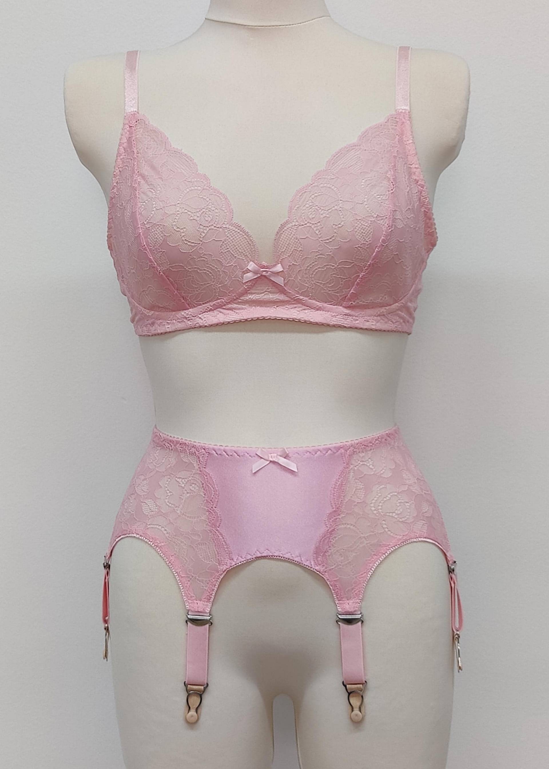 Schwarz Weiß Beige Rosa Bella Bralette Triangle Bh Schwarz Weiß Beige Rosa Bella Bralette Triangle Bh von CocosRetroCloset